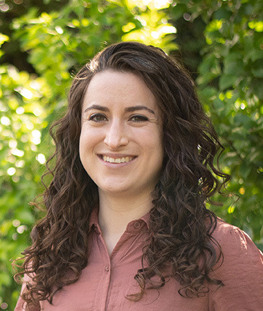 Head shot of Madeline Jalbert